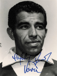 (1934-2002) S/W-Pressefoto vom brasilianischen Nationalspieler Edvaldo Izidio Neto, genannt Vav. 24 x 18 cm.<br>-- Schtzpreis: 75,00  --