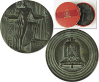 Offizielle Teilnehmermedaille fr die Olympischen Sommerspiele von Berlin 1936 (v. Otto Placek). 7 cm, Bronzegu. Mit original Pappetui.<br>-- Schtzpreis: 260,00  --