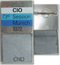 IOC Session Badge 1972 Munich Olympic Games<br>-- Stima di prezzo: 125,00  --