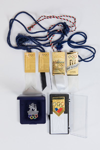 Olympic Games IOC Session 6x badges 1991-2003<br>-- Stima di prezzo: 250,00  --
