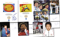 2004 wurden erstmals Wettbewerbe im Frauenringen bei Olympischen Spiele ausgerichtet. Alle Medaillengewinnerin im Ringen der Olympiade 2004: bis 48 kg 	Iryna Melnik (UKR);  	Chiharu Icho (JPN; 2008 Silber; selten); Patricia Miranda (USA). bis 55 kg Saori Y