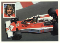 (1947-1993). Farbige Autogrammkarte mit original Signatur des F1-Weltmeisters 1976 James Hunt, 17x12 cm.<br>-- Schtzpreis: 75,00  --