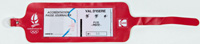 Rote Plastikarmbinde Alberville 92 mit einem Tagesakkreditierungsschein fr Val d`Isere - FIS - Piste", 47x10 cm.
