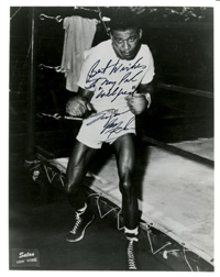 (1921-1989) S/W-Foto mit original Signatur von Sugar Ray Robinson (USA). Box - Weltmeister 1951 -1955, 25,5x20,5 cm.