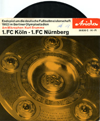 Das sportliche Ereignis: Die Deutsche Fuballmeisterschaft 1962. 1.FC Kln - 1.FC Nrnberg. Am Mikrofon: Kurt Brumme.<br>-- Schtzpreis: 50,00  --