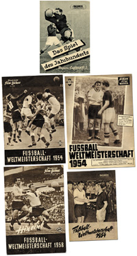 6 Filmprogramm zun den Kinofilmen zur Fuball-Weltmeisterschaft 1954. (Programm-Faltblatt).