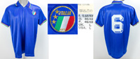 Original match worn Spielertrikot von Italien mit der Rckennummer 6. Getragen von Riccardo Ferri am 10.06.1988 im Gruppenspiel der Fuball Europameisterschaft gegen Deutschland. Italien - Deutschland 1:1. Status:AAC.