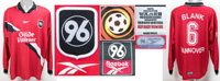 Original match worn Spielertrikot von Hannover 96 mit der Rckennummer 6. Getragen von Stefan Blank in einem Spiel der 2. Fuball Bundesliga in der Saison 1999/2000. UNGEWASCHEN mit Spielspuren!!! Status:ABC.